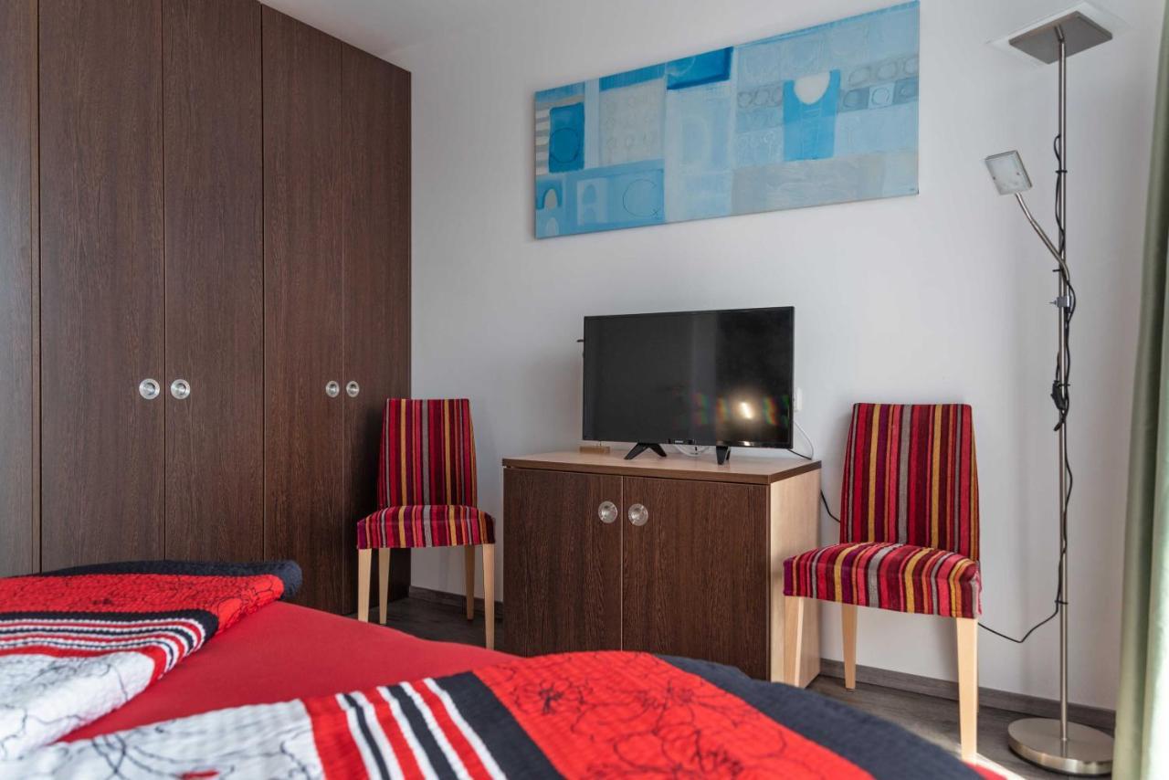 Haus Inselperle Mit Blick Auf Den Bodden Apartment Alt Reddevitz Ruang foto