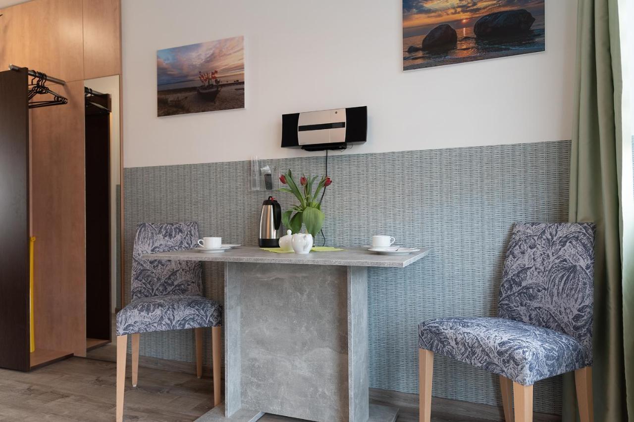 Haus Inselperle Mit Blick Auf Den Bodden Apartment Alt Reddevitz Bagian luar foto